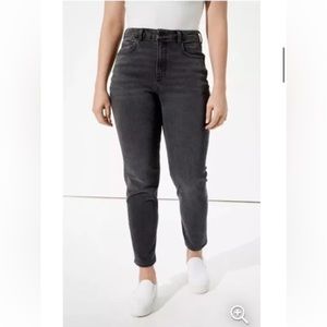 AEO American Eagle Aerie Stretch Curvy Mom Jeans High Rise Washed Bootleg Black
